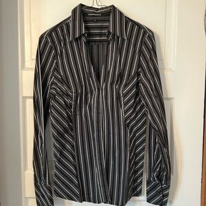 Express design studio button up size medium.